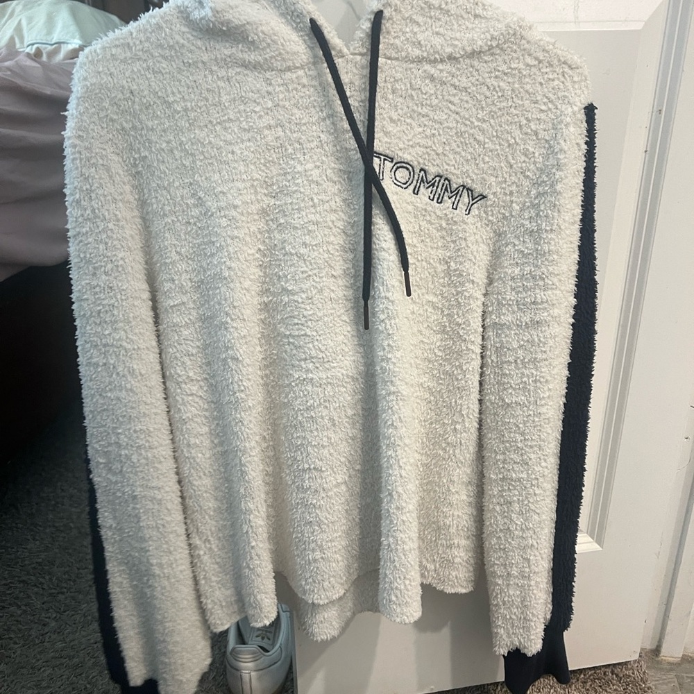 Tommy Hilfiger White and Navy Fleece cropped Hoodie